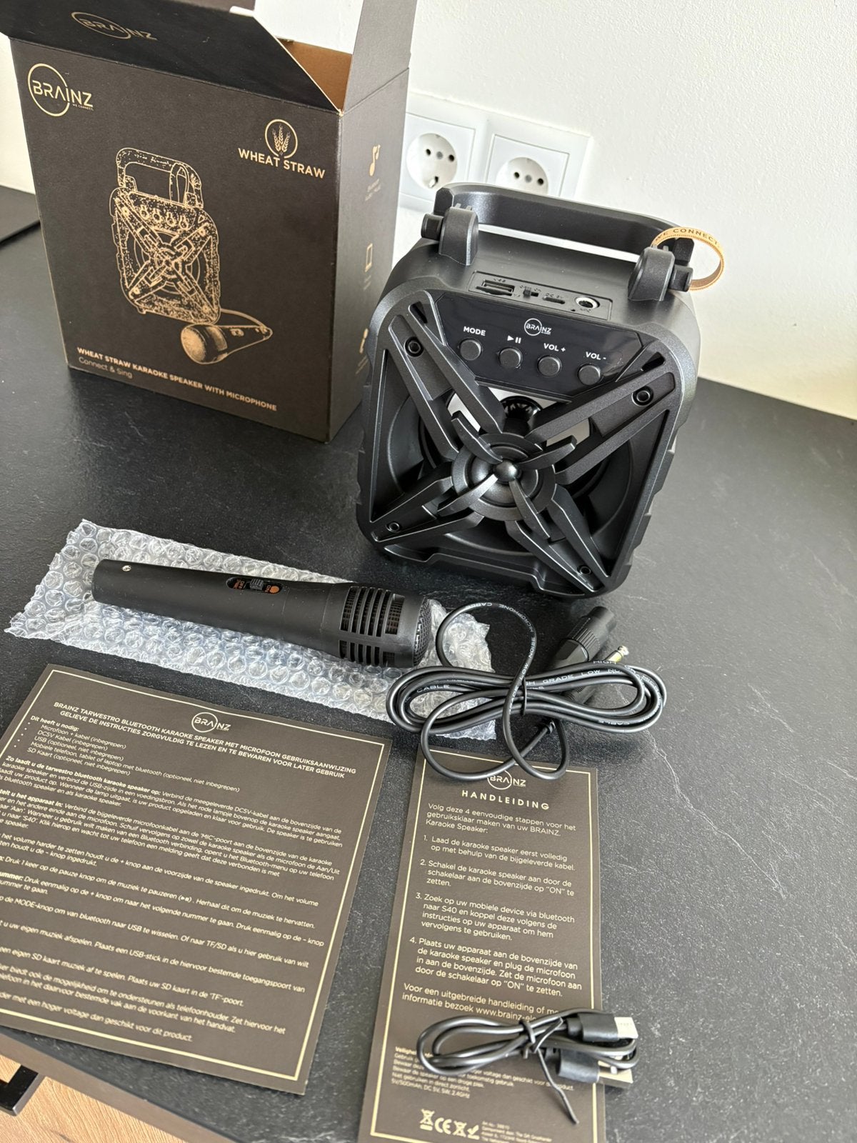 Brainz karaoke set (speaker en microfoon, nieuw in doos), Ophalen, Nieuw, Complete set