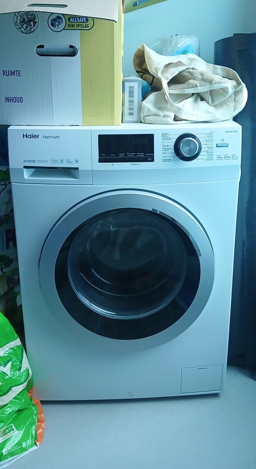 Zeer goedwerkende wasmachine A+++ Haier HW80-BP14636, Ophalen, Energieklasse A of zuiniger, Zo goed als nieuw, 85 tot 90 cm