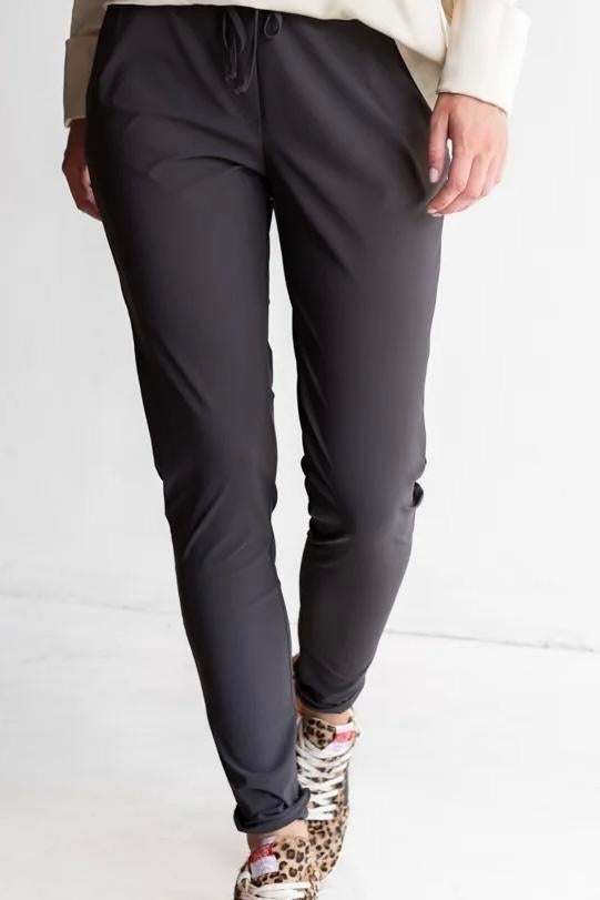 Woman by Earn marineblauwe broek, zo goed als nieuw, Maat 38/40 (M), Blauw, Ophalen of Verzenden, Zo goed als nieuw