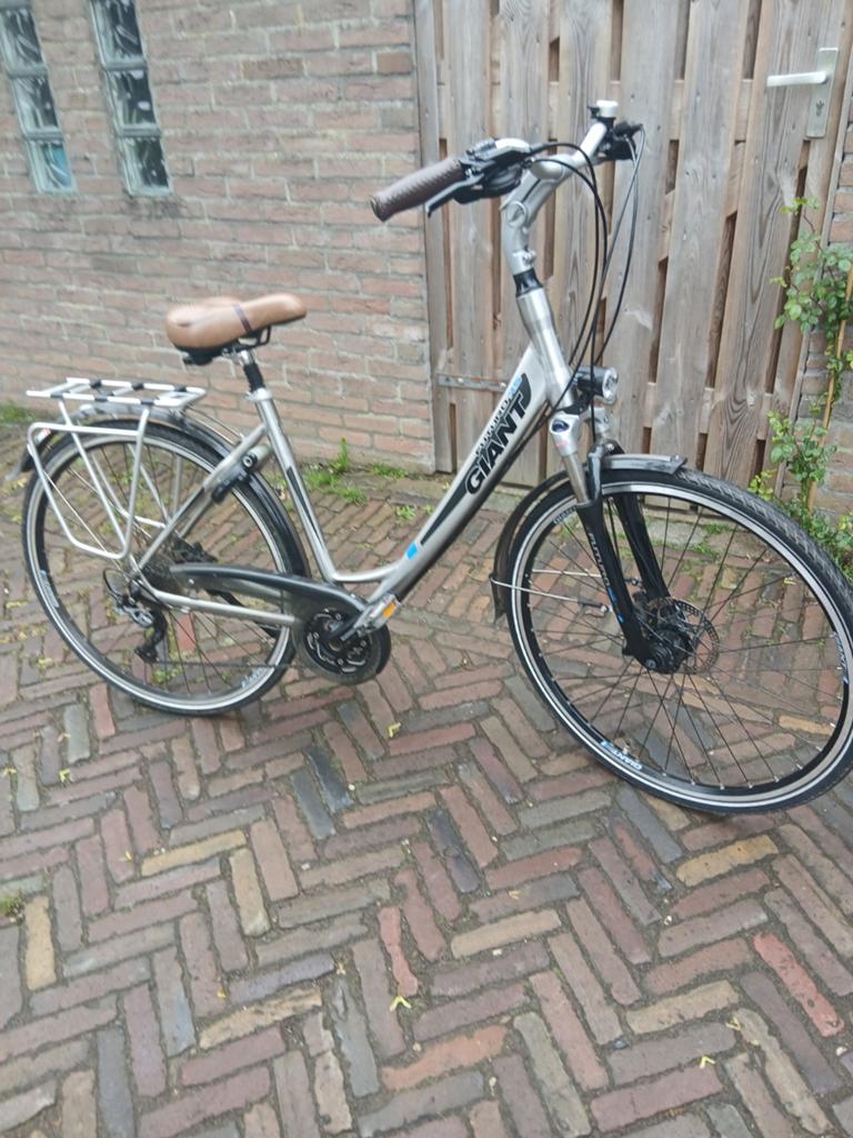 Giant Futuro RS damesfiets, 47 tot 51 cm, Ophalen of Verzenden, Gebruikt, Giant