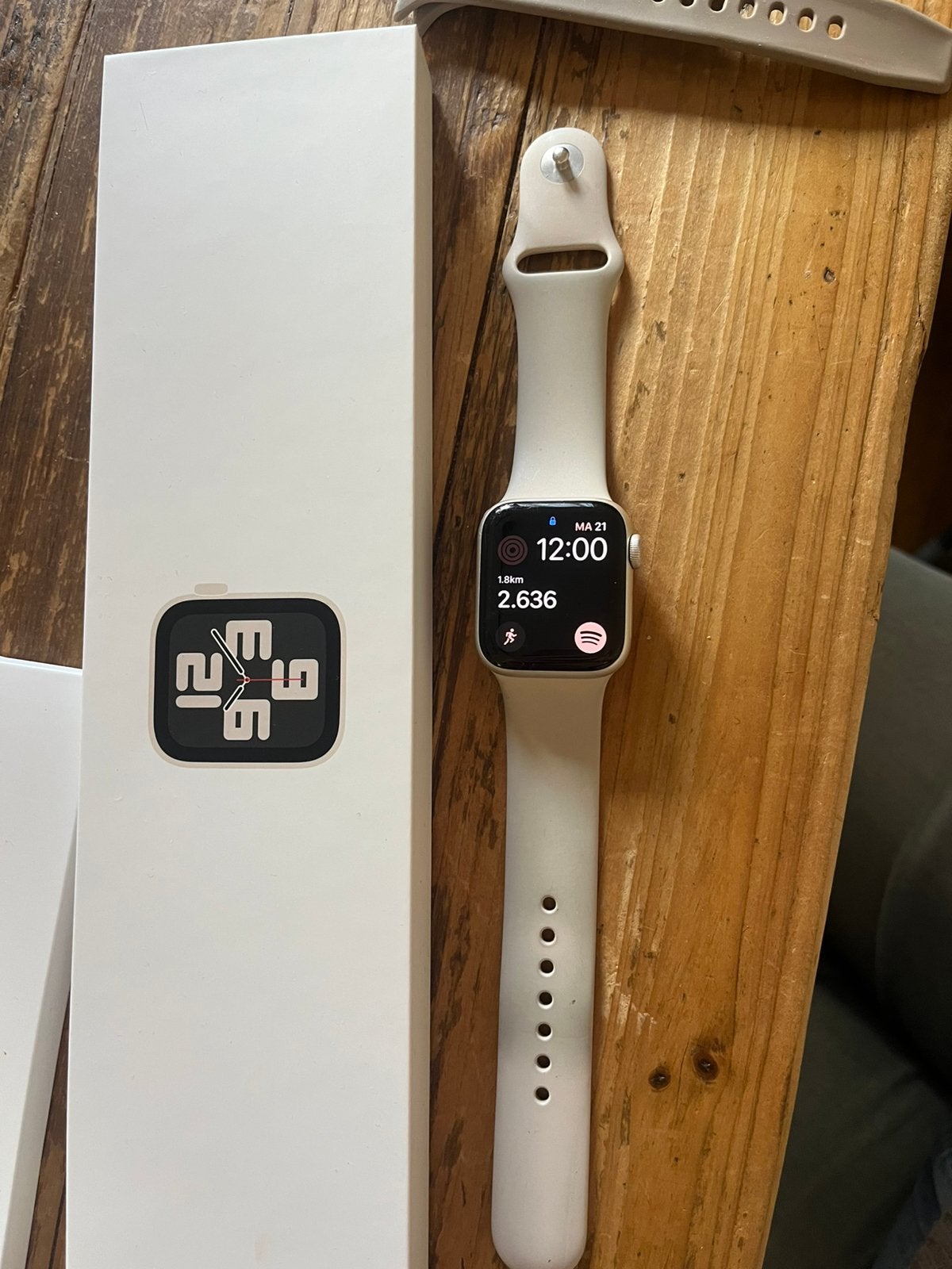 APPLE watch SE (2022)