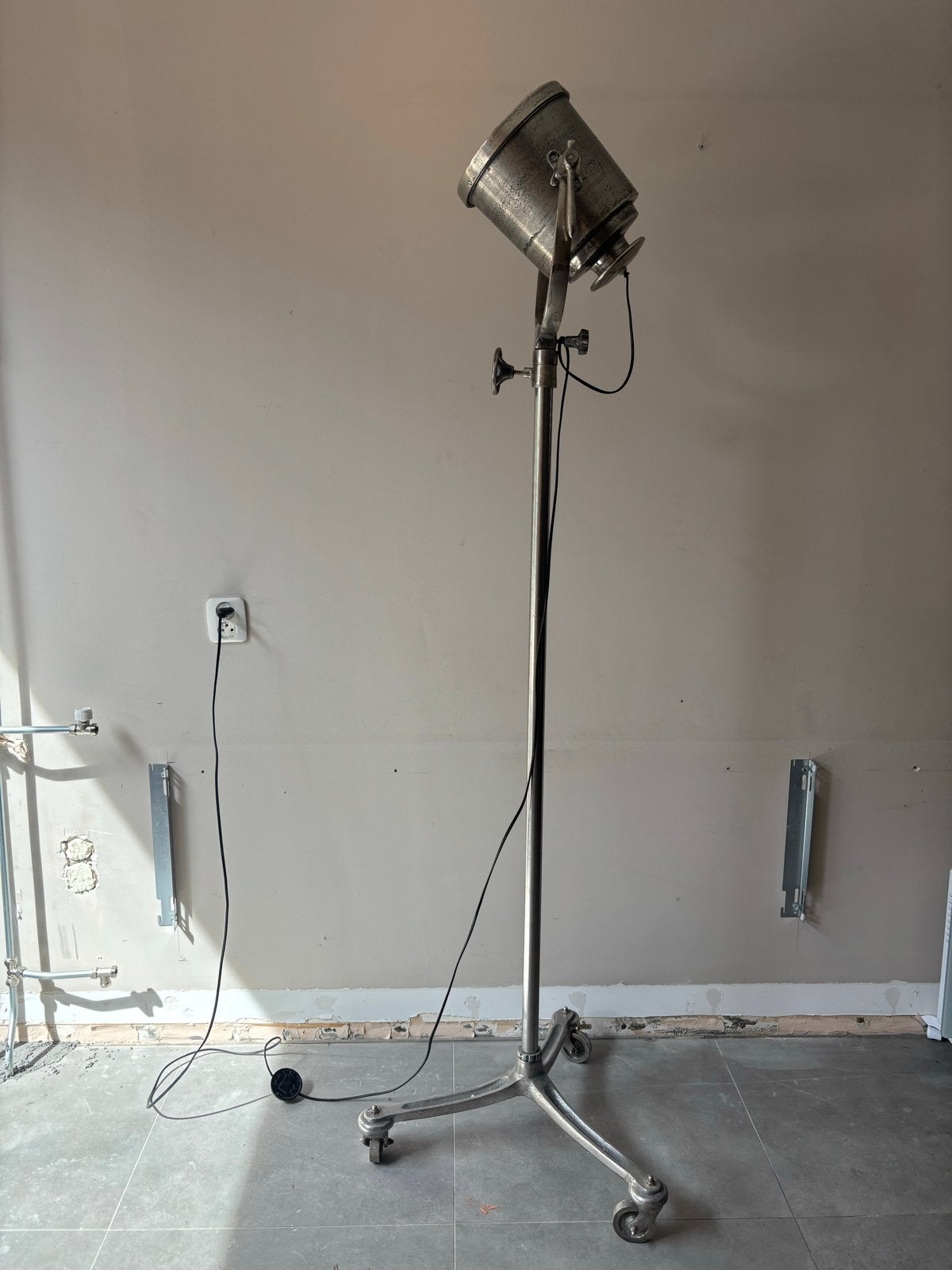 Vintage industriële vloerlamp, Ophalen, Zo goed als nieuw, 150 tot 200 cm