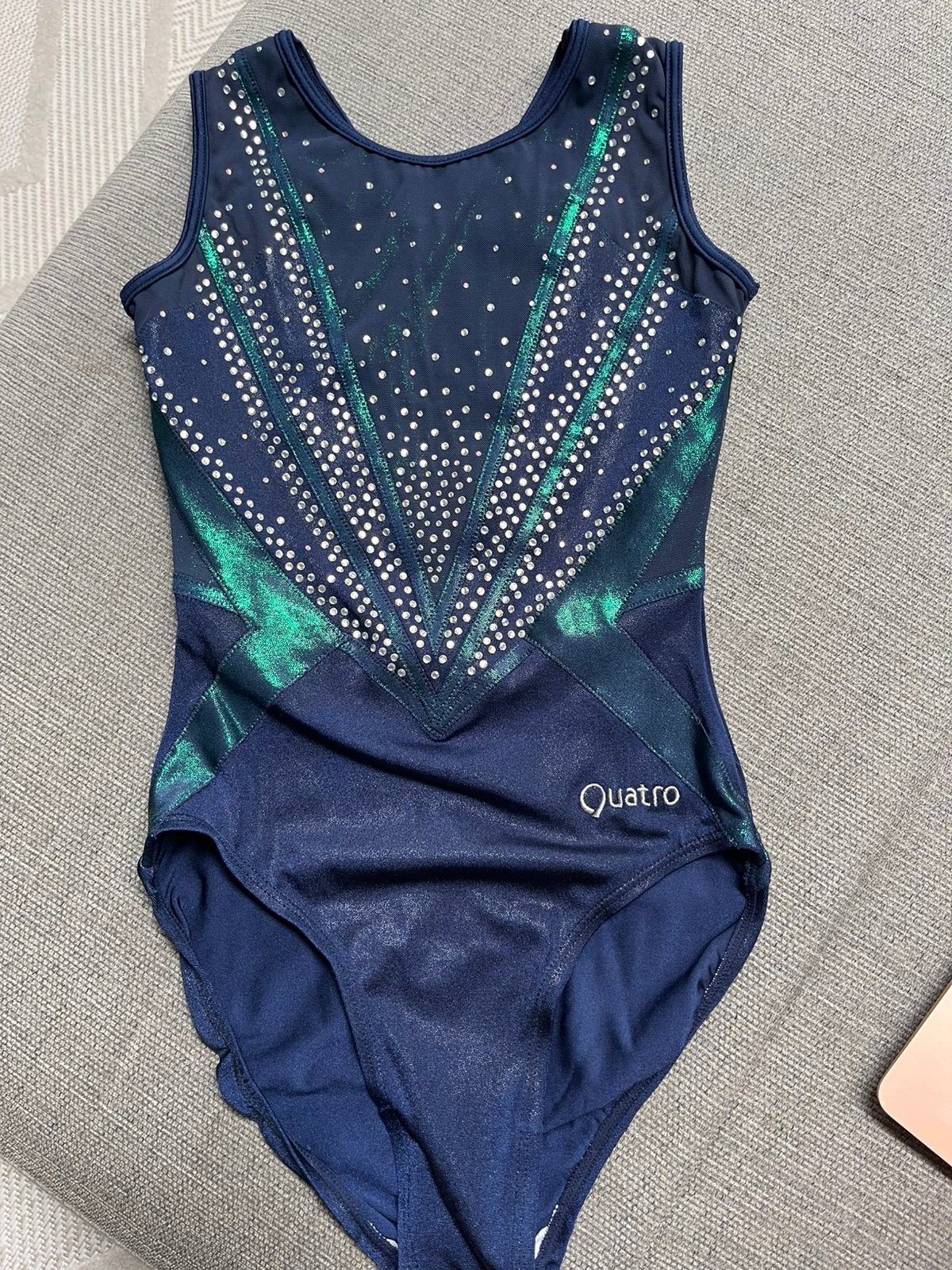 Turnpakje Quatro, Sport en Fitness, Maat 36 t/m 42, Ophalen of Verzenden, Zo goed als nieuw, Turnpak(je)
