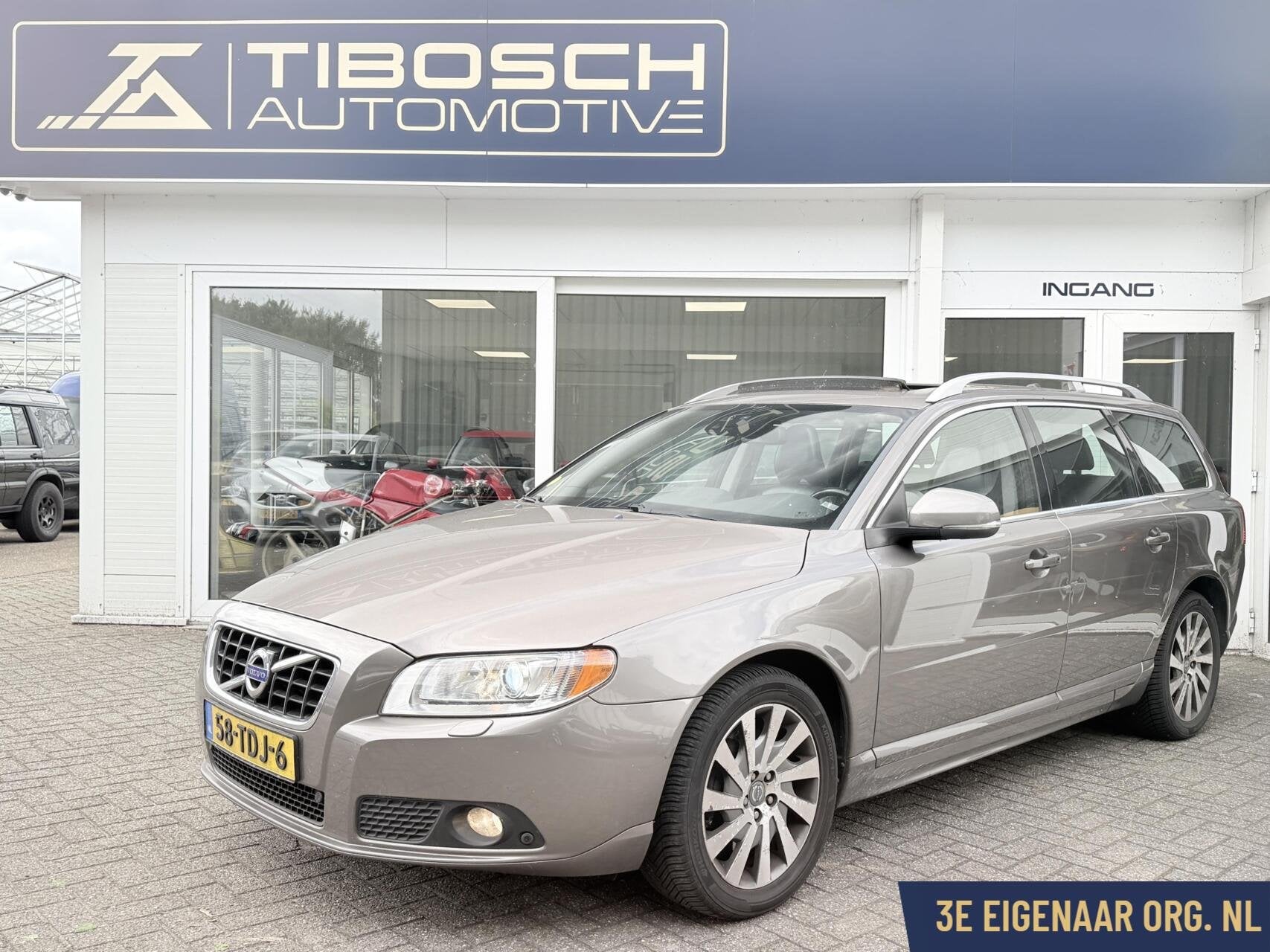 Volvo V70 2.0 D3 Summum, 1984 cc, Beige, Stationwagon, Volvo