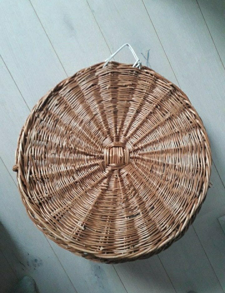 Handgevlochten rieten lectuur/krantenmand - Ø 58 cm, Ophalen of Verzenden, Rond, Riet