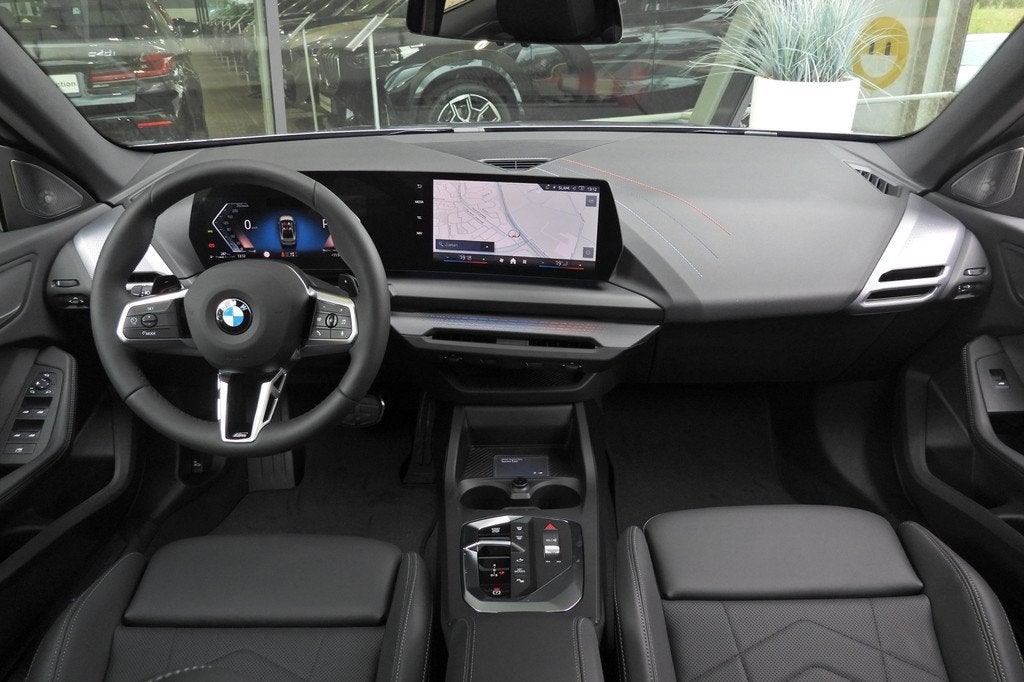 BMW 2 Serie Gran Coupé 220 M Sport Automaat / Panoramadak /, Auto's, BMW, Zwart, 156 pk, Leder, Bedrijf