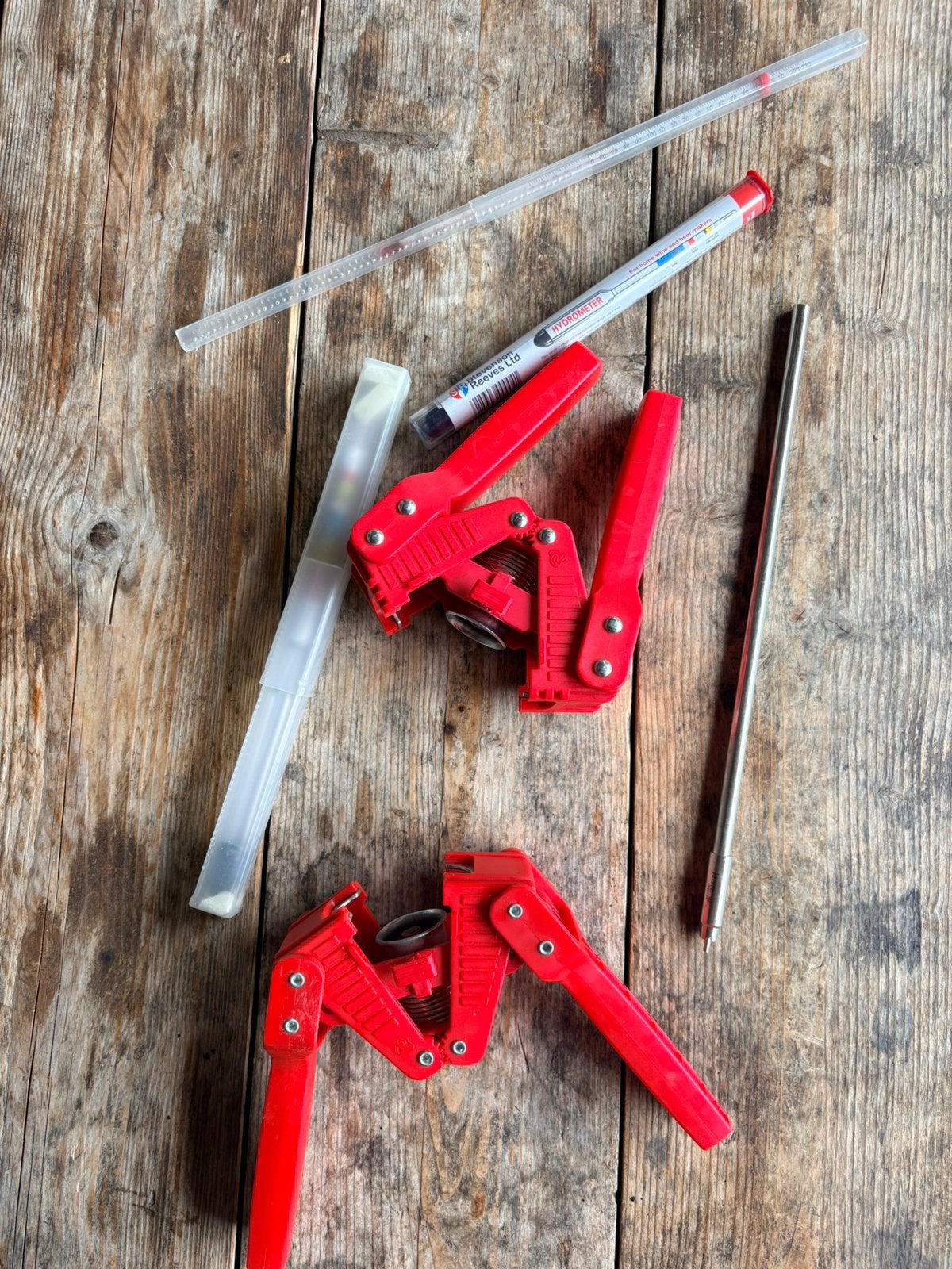 Kroonkurk knijpers . Afvulpijpje en hydrometers ..gratis, Ophalen of Verzenden, Zo goed als nieuw