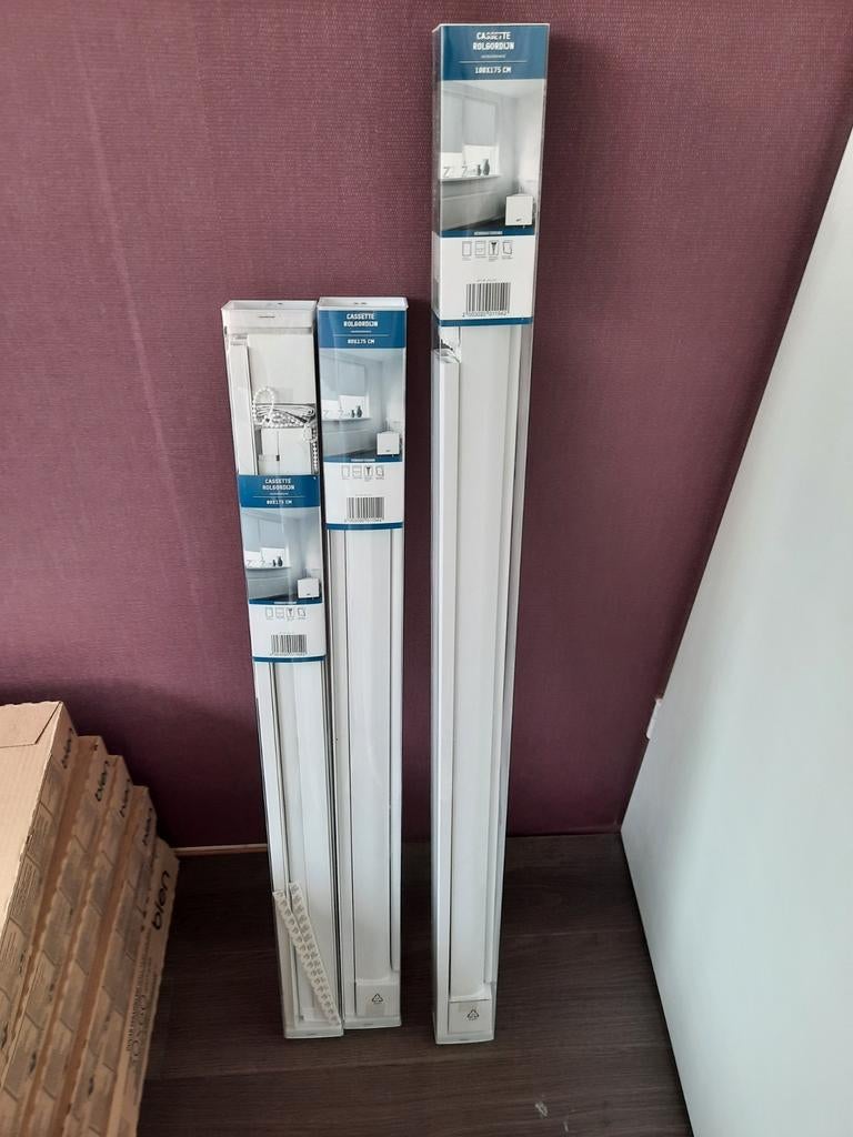 Nieuw!! ROLGORDIJNEN Verduisterd, Ophalen, Nieuw, 50 tot 100 cm, 150 tot 200 cm