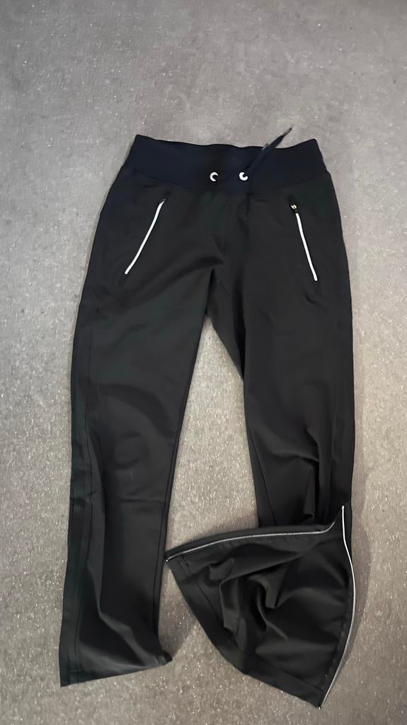 Nieuwe tennisbroek  sjeng mt S, Overige merken, L00, Nieuw, Ophalen of Verzenden