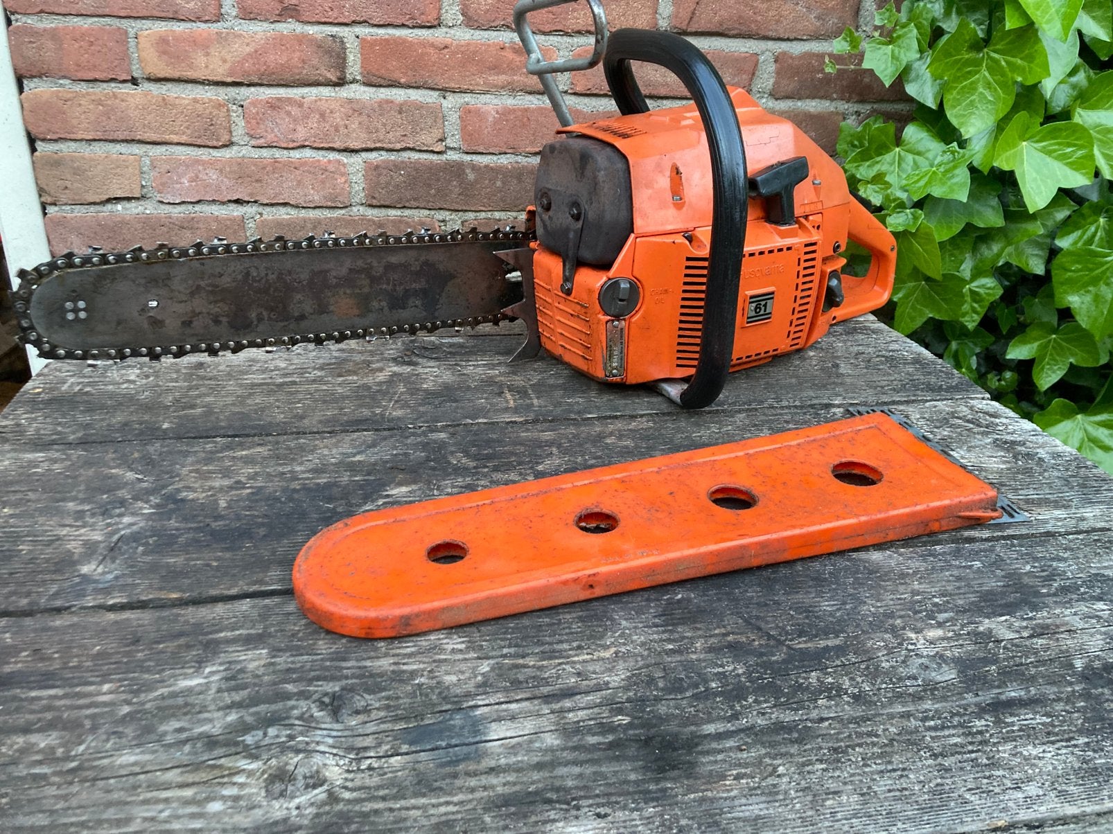 Husqvarna 61, Tuin en Terras, Hand-tuingereedschap, Ophalen of Verzenden, Gebruikt