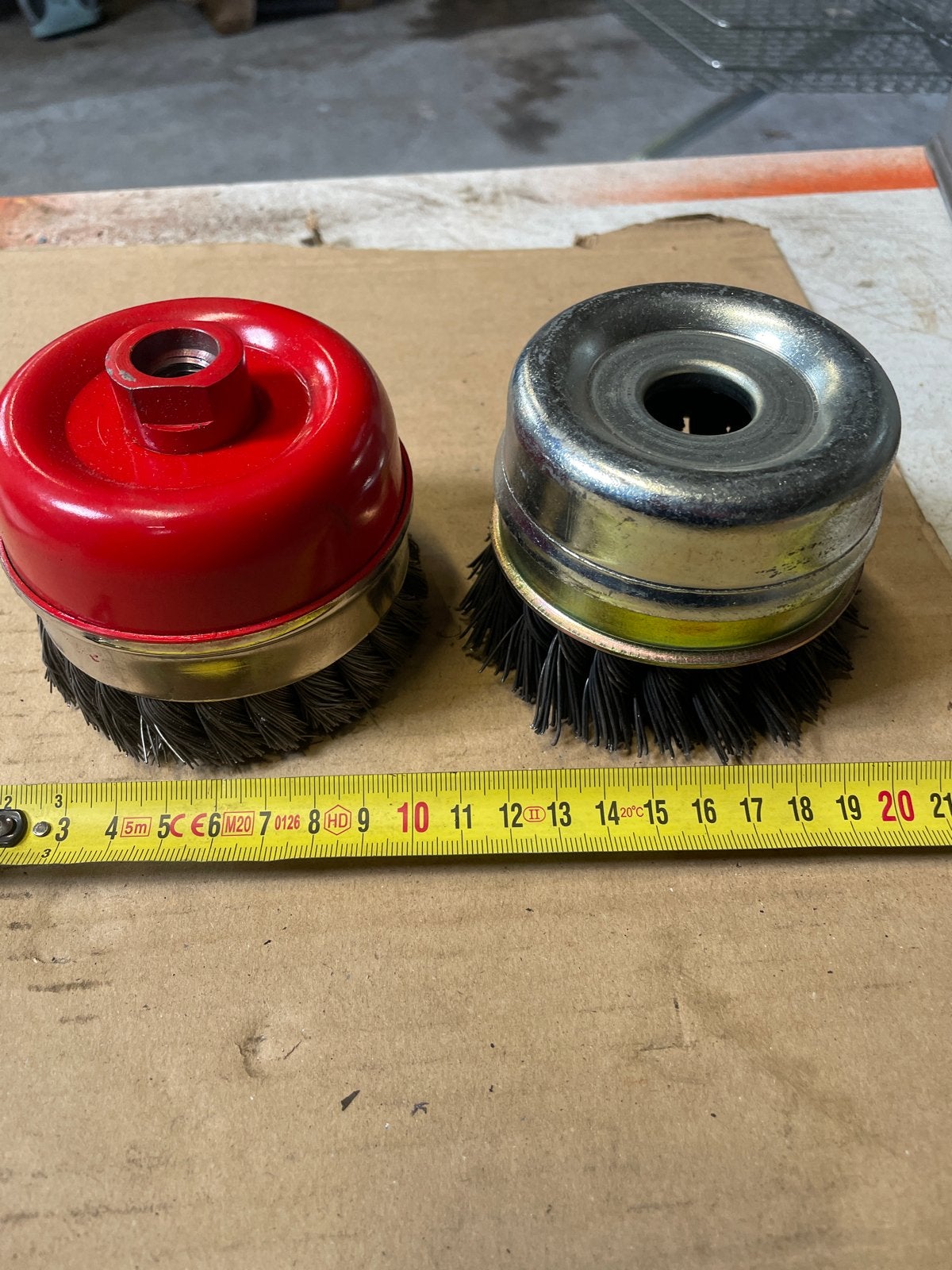 2 nieuwe Staalborstels voor slijpmachine, Ophalen, Nieuw