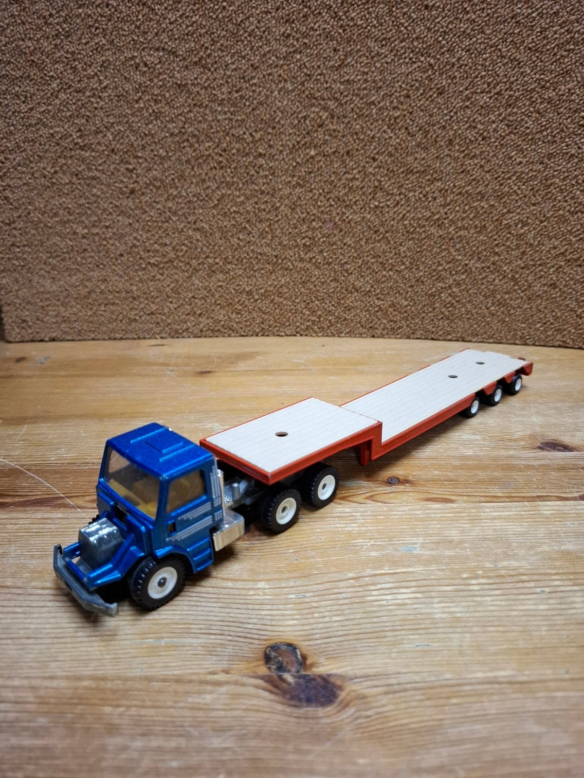 Siku Scania met oplegger, Hobby en Vrije tijd, Modelauto's | 1:50, Ophalen of Verzenden, Gebruikt, Bus of Vrachtwagen, SIKU