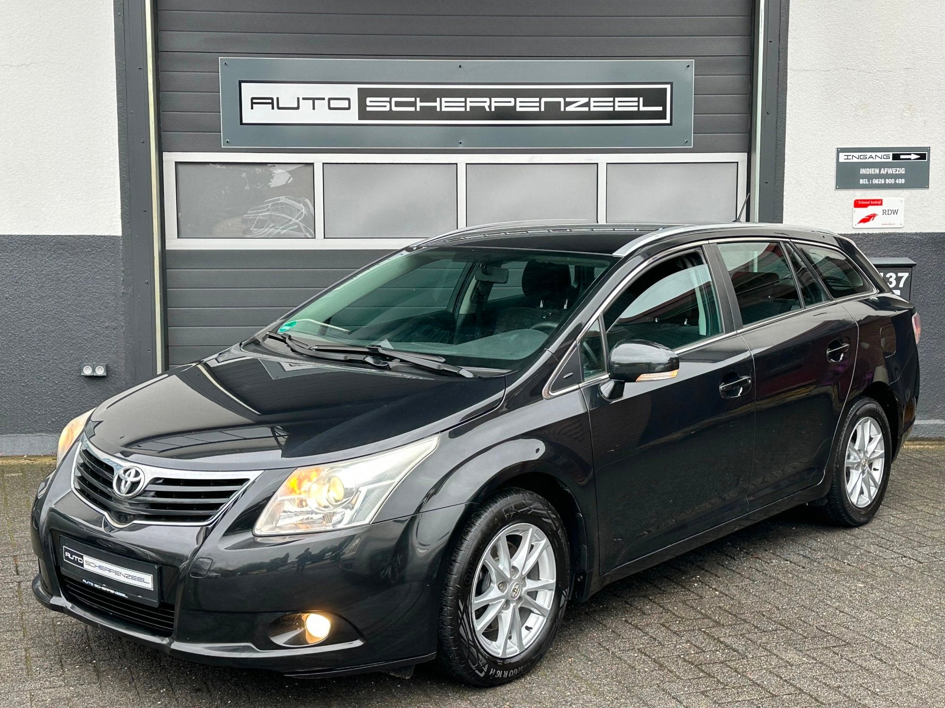 Toyota Avensis 1.8 VVTi Comfort Limited | AIRCO | NAVI | ELE, Auto's, Voorwielaandrijving, 1345 kg, Stof, 4 cilinders