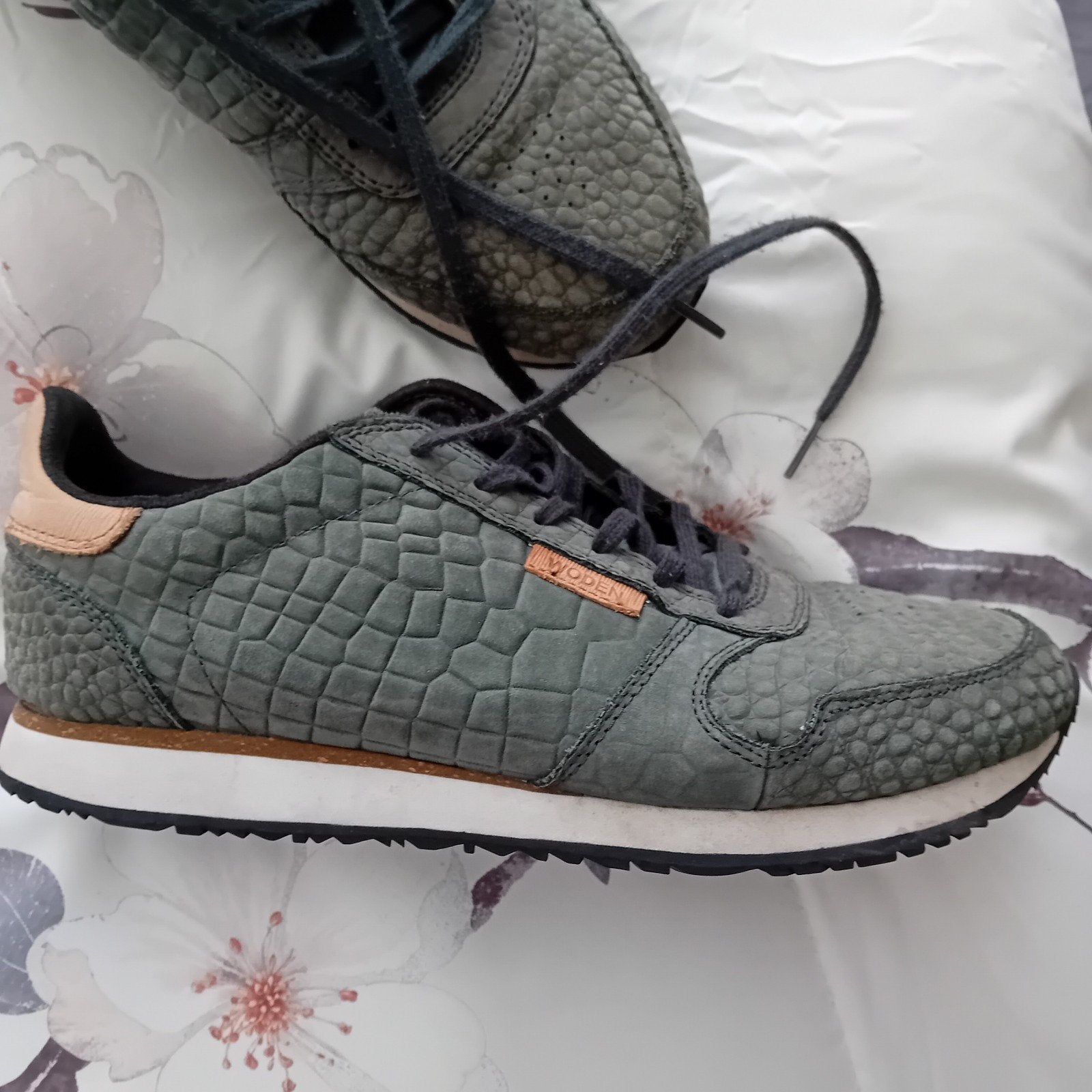 Woden dames sneakers mt 42, kl donkergroen, Kleding | Dames, Schoenen, Ophalen of Verzenden, Zo goed als nieuw, Groen, Sneakers of Gympen