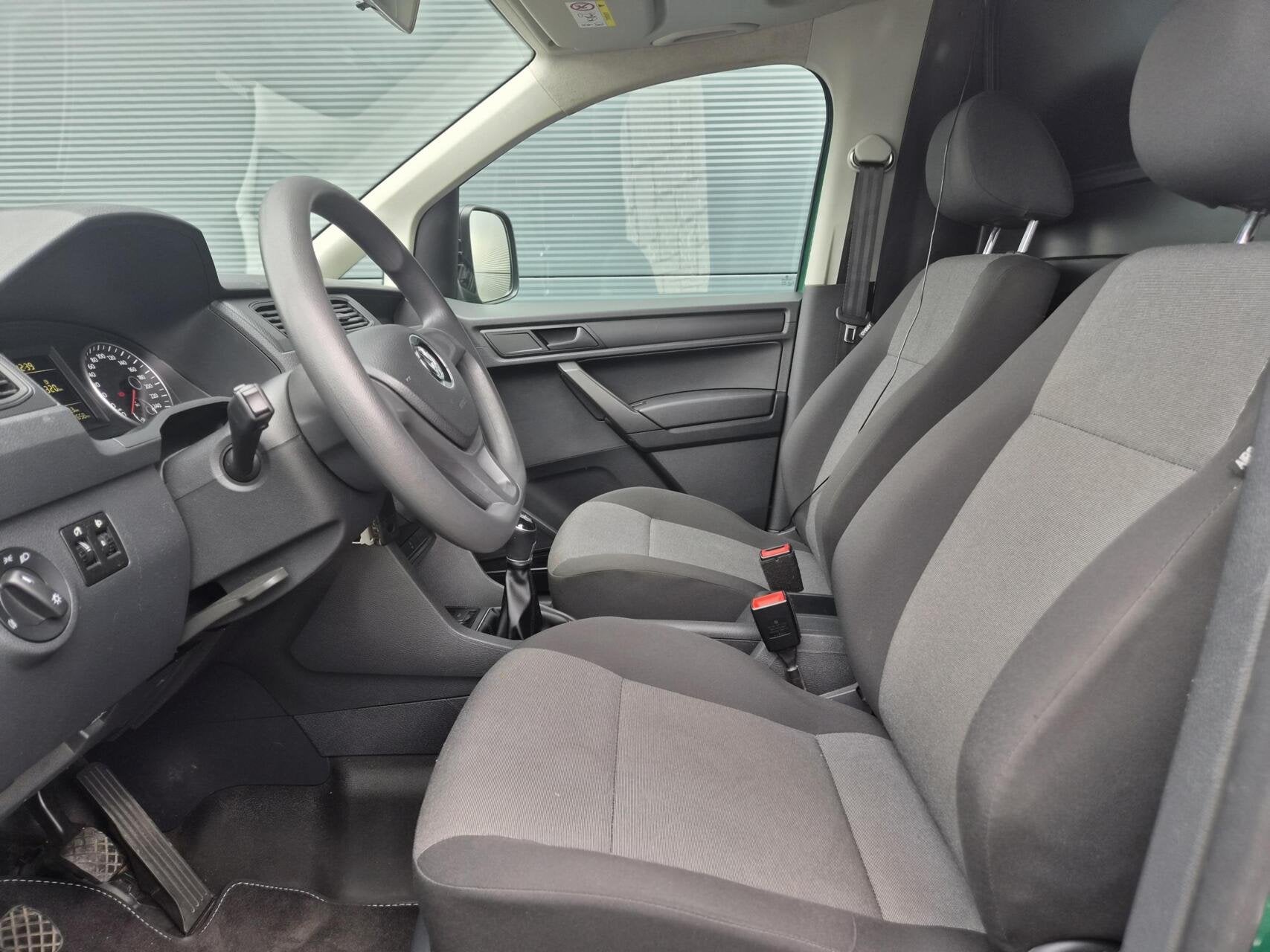 Volkswagen Caddy 2.0 TDI L1H1 Airco Nieuwstaat 19 inch Marge, Auto's, Stof, Gebruikt, 4 cilinders, Volkswagen