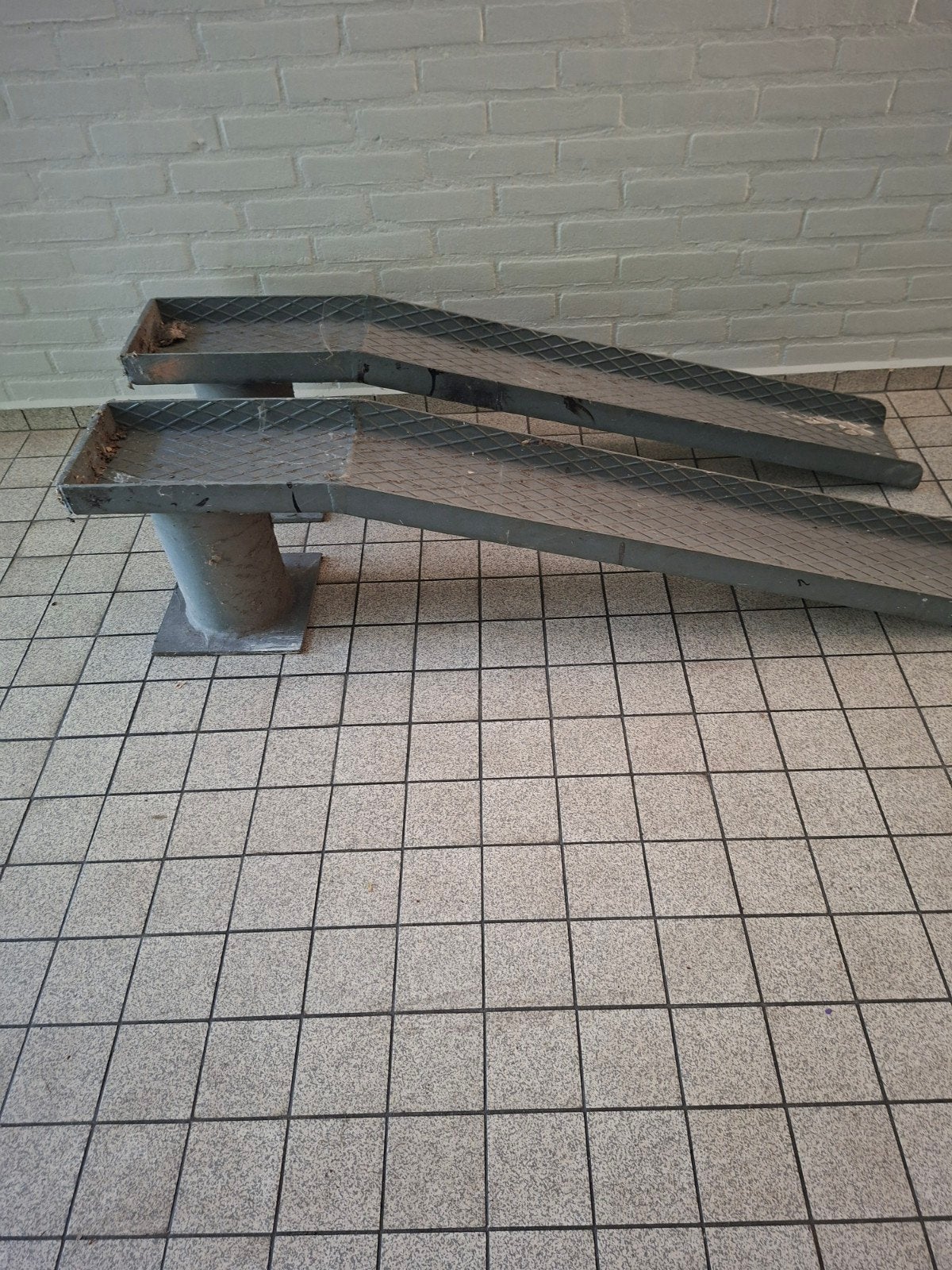 Metalen Oprijplaten - 130x20x30 cm, Auto diversen, Autogereedschap, Ophalen of Verzenden