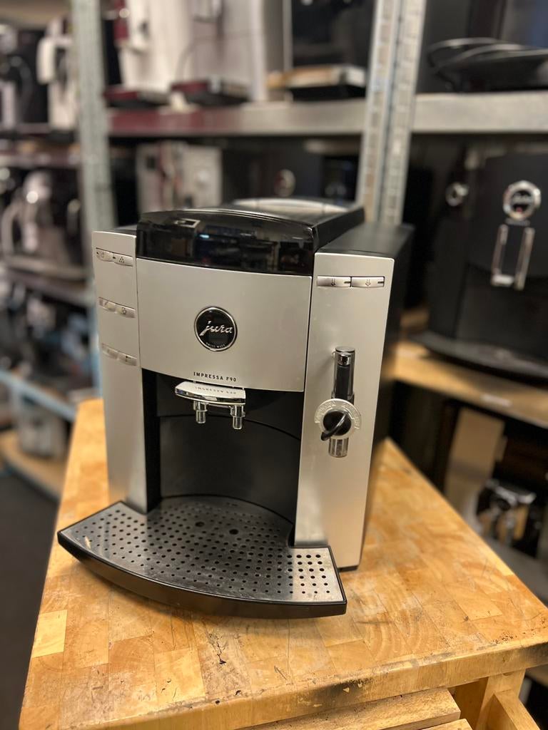Jura f 90, Info@jura.com, 10 kopjes of meer, Koffiemachine, Ophalen of Verzenden