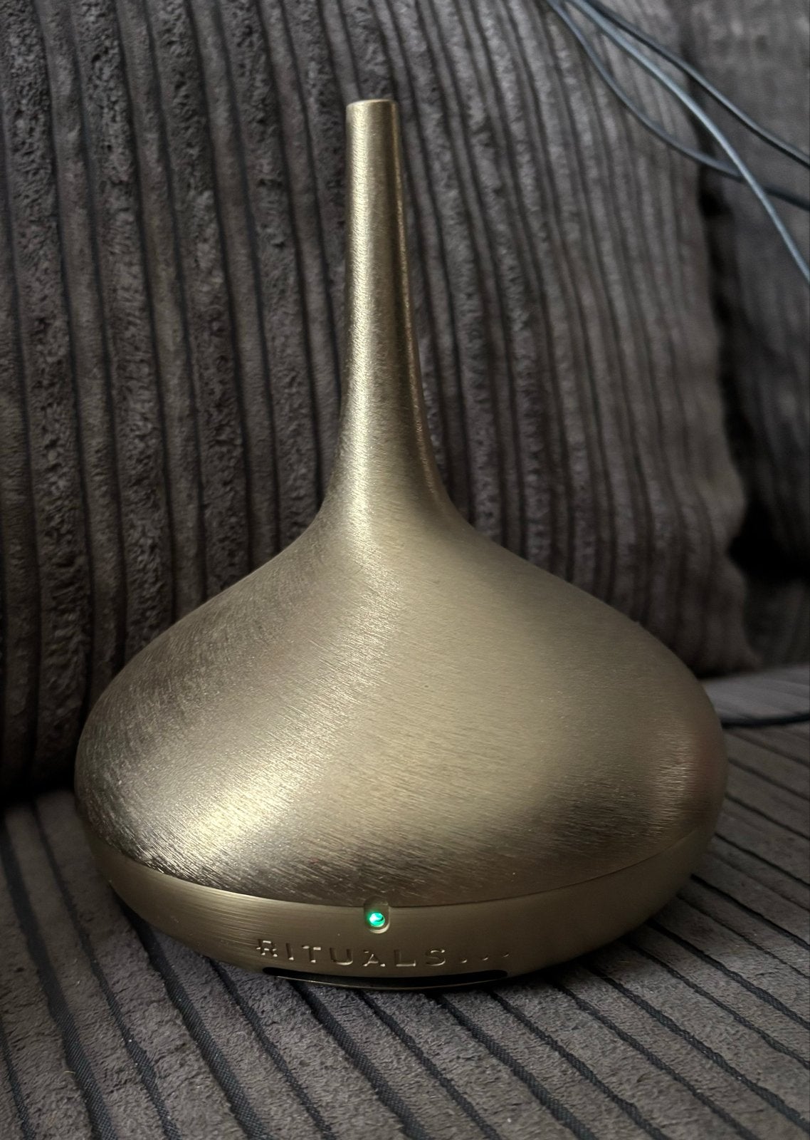 Rituals The Perfume Genie 2.0 - Goudkleurige Geurdiffuser, Huis en Inrichting, Gebruikt, Ophalen of Verzenden, Goud, Metaal