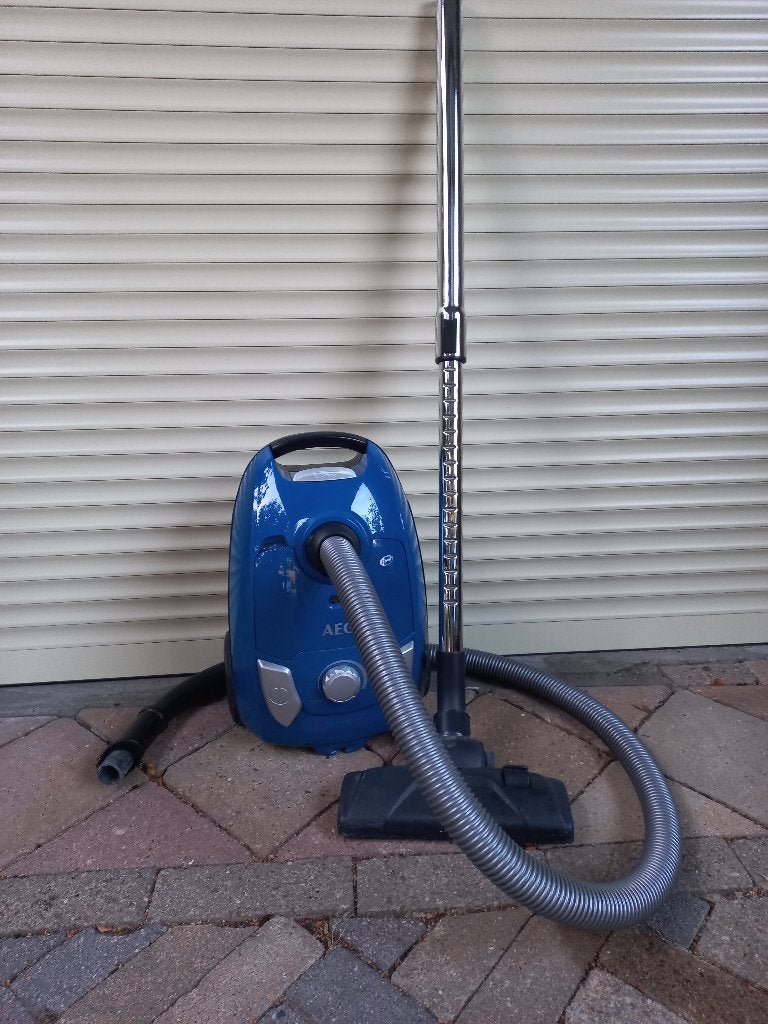 stofzuiger, Gebruikt, Inclusief accessoires, Minder dan 1200 watt, AEG