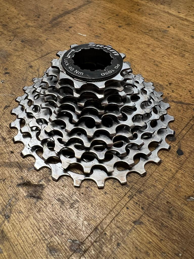 SRAM PG 1050 Cassette - 11-28T, Gebruikt, Staal, Racefiets, Ophalen of Verzenden