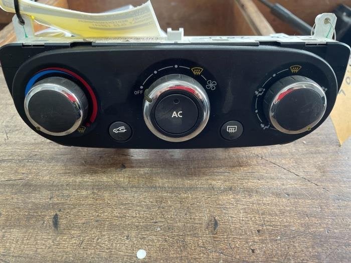 Kachel Bedieningspaneel van een Renault Clio, Gebruikt, -, Renault, -