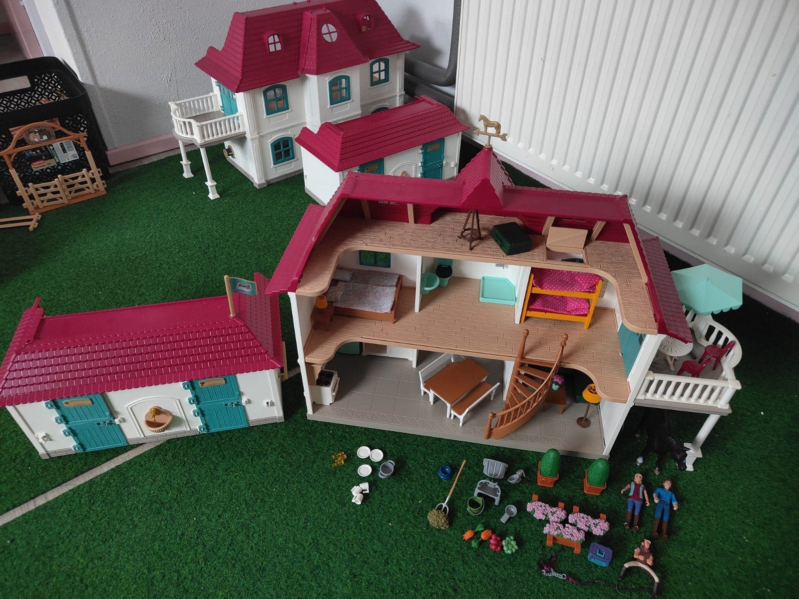 Groot Schleich Paardenhuis met Stal en Accessoires, Ophalen, Zo goed als nieuw, Poppenhuis