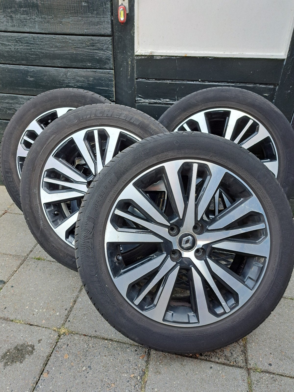 4 aluminium wielen. Renault Captur. 205/55R 17, Auto-onderdelen, Ophalen, Renault