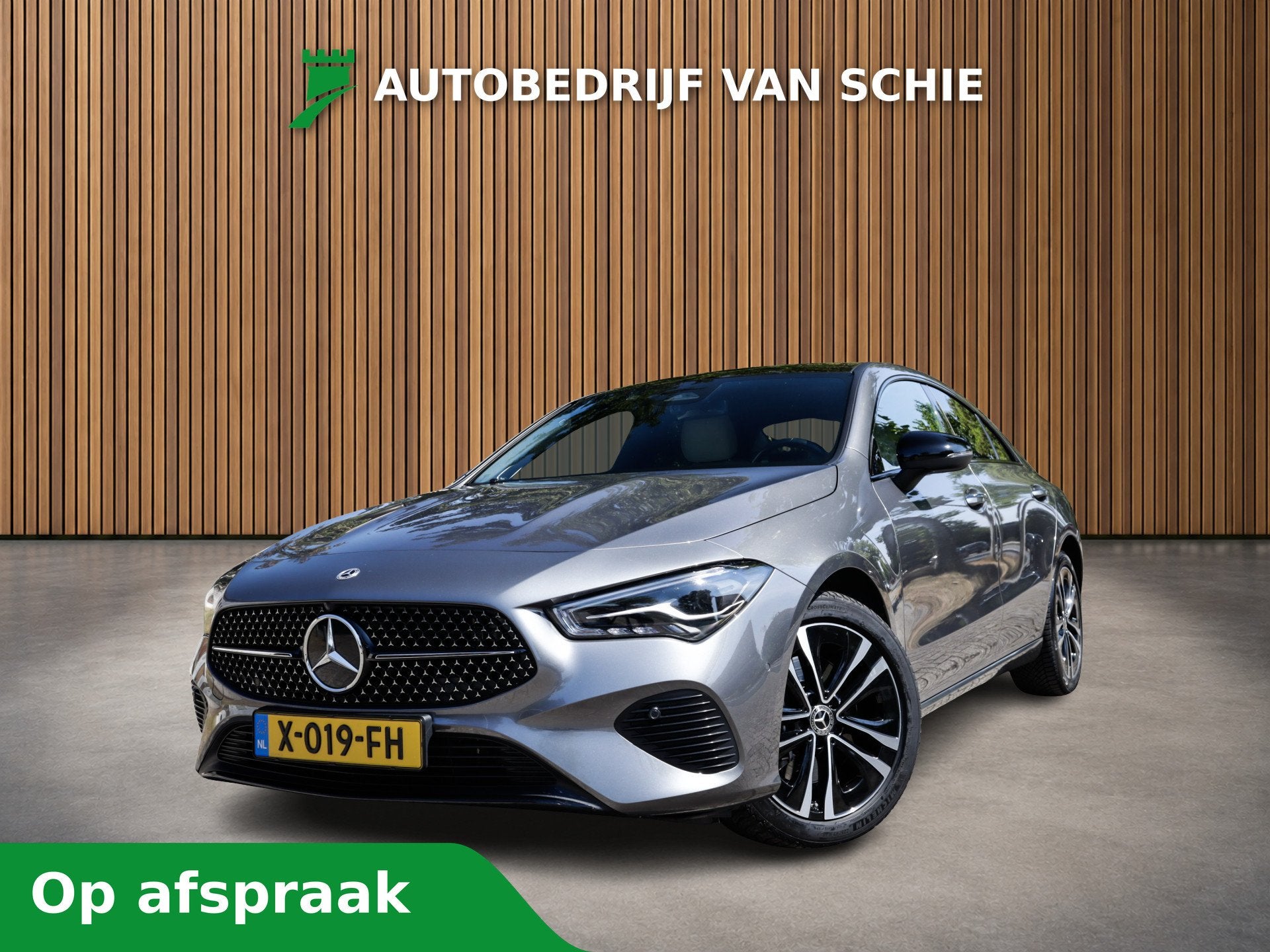 Mercedes-Benz CLA-Klasse 250 e Luxury Line 1e-Eig. & Keurig-, Gebruikt, 4 cilinders, 15 kWh, Bedrijf