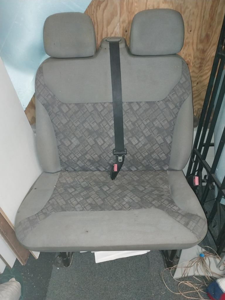 Dubbele stoel / bank vivaro, Auto-onderdelen, Ophalen