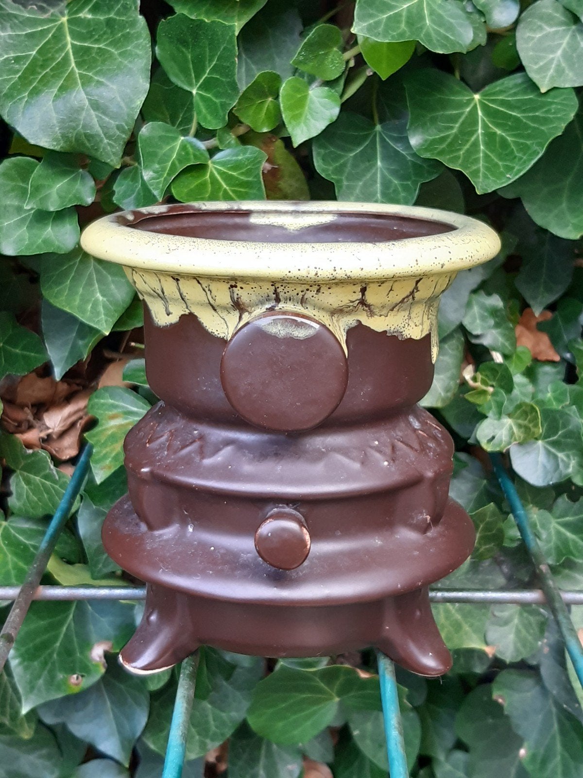 vintage bloempot petroleum stel vorm bruin fat lava, Rond, Ophalen of Verzenden, Aardewerk, Minder dan 40 cm