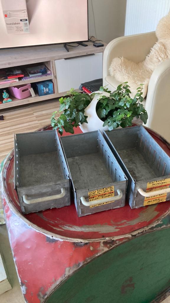 Industrieel  werkbank lades magazijn bakjes, Ophalen, Gebruikt, Minder dan 70 cm