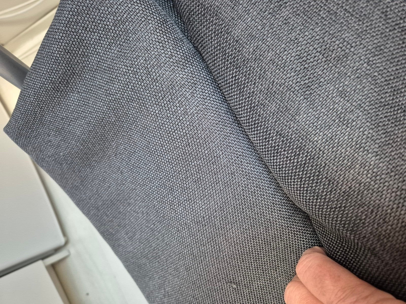 antraciet isolerende verduisterende gordijnen - Ikea ANNAKAJ, Huis en Inrichting, Gebruikt, Ladderband, 145 cm, Ophalen of Verzenden