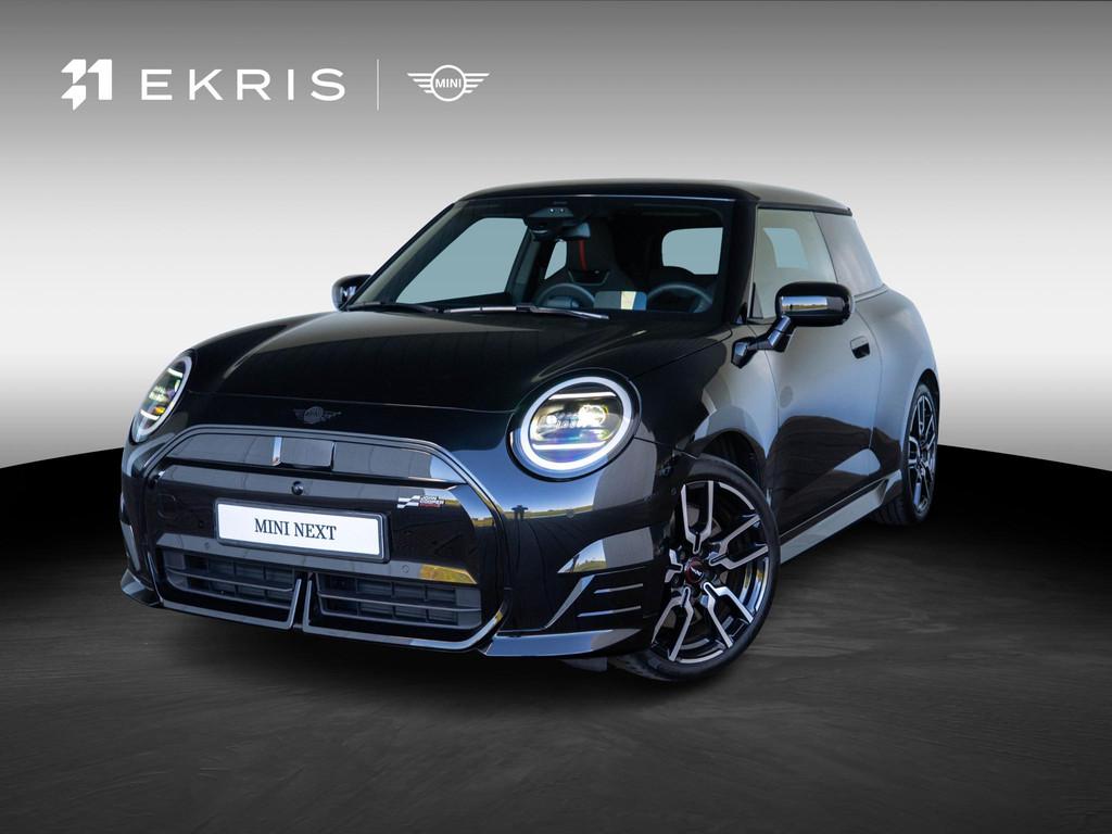 MINI 3-Deurs Cooper E John Cooper Works XL-Pakket + Elektris, Auto's, Mini, Gebruikt, 41 kWh, 4 stoelen, Leder en Stof
