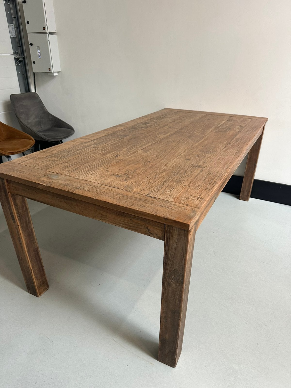 Uitschuifbare massief houten tafel - 2m tot 3m, Ophalen, 200 cm of meer, 50 tot 100 cm, Zo goed als nieuw