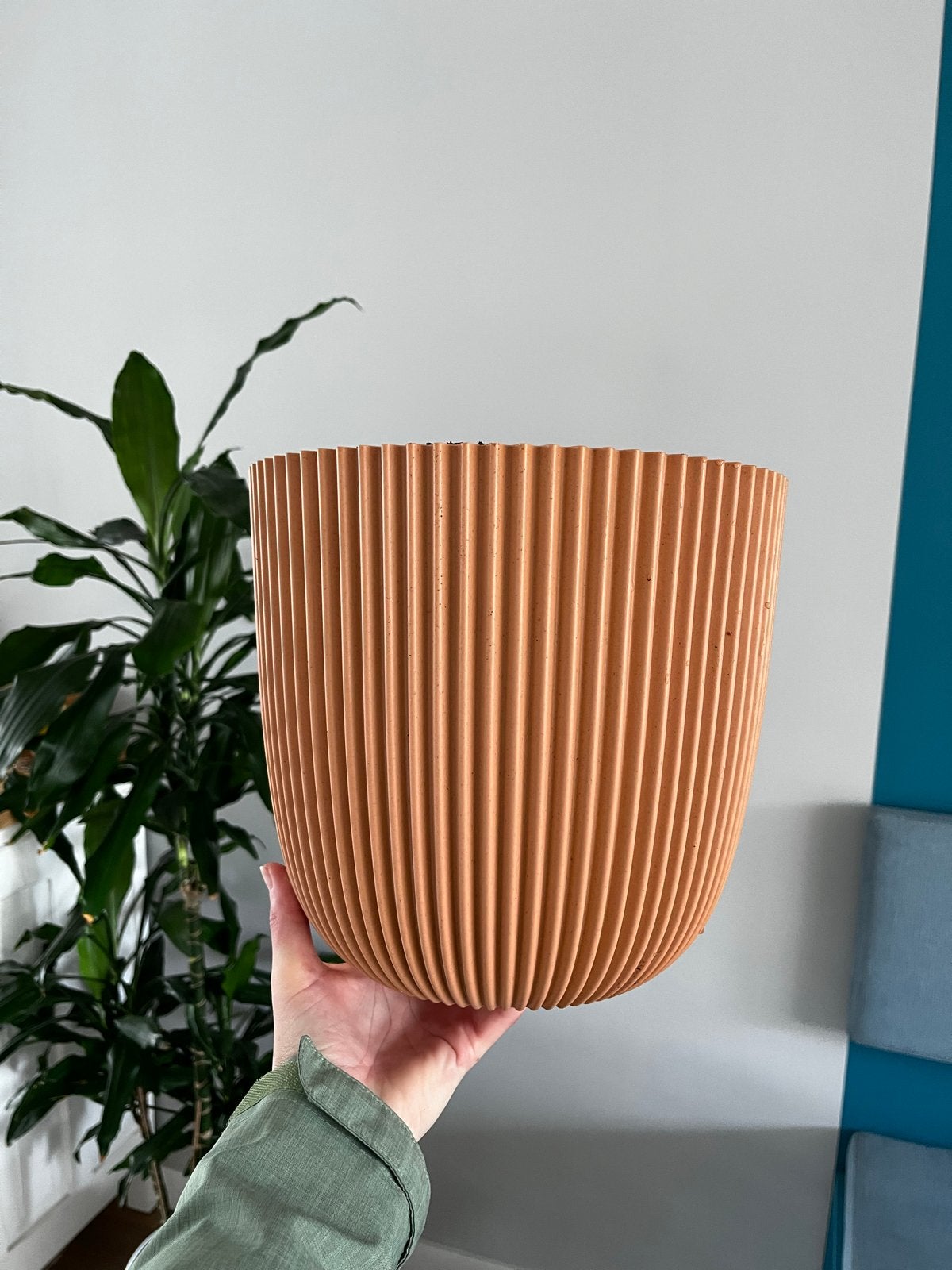 Capi terracotta bloempot kunststof met ribbels, Tuin en Terras, Rond, Binnen, Zo goed als nieuw, Minder dan 40 cm