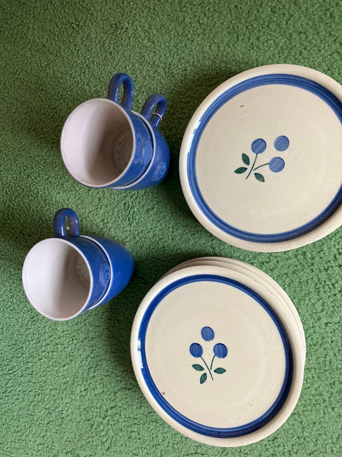 Vintage Douwe Egberts servies: 9 bordjes en 4 kopjes, Ophalen of Verzenden
