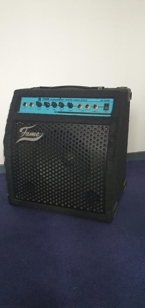 Basversterker fame SL-30B, Muziek en Instrumenten, Ophalen, Gebruikt, Minder dan 50 watt