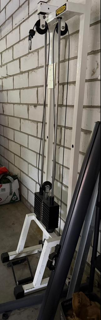 TECHNOGYM PULLY rug- en armtraining +LIFE  SAMEN 650€, Sport en Fitness, Fitnessmaterialen, Ophalen of Verzenden, Zo goed als nieuw