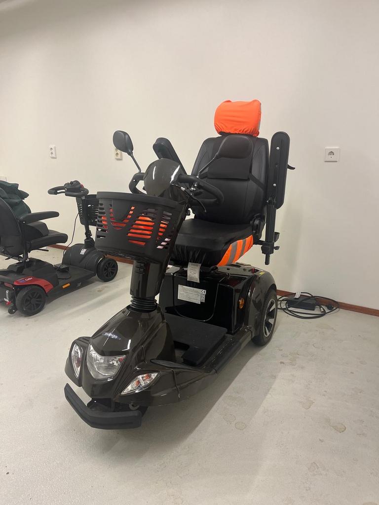 Scootmobiel Leopard 3 LE, incl 2 accu’s en navigatiesysteem, Ophalen, Zo goed als nieuw, 16 km/u of meer, Mango