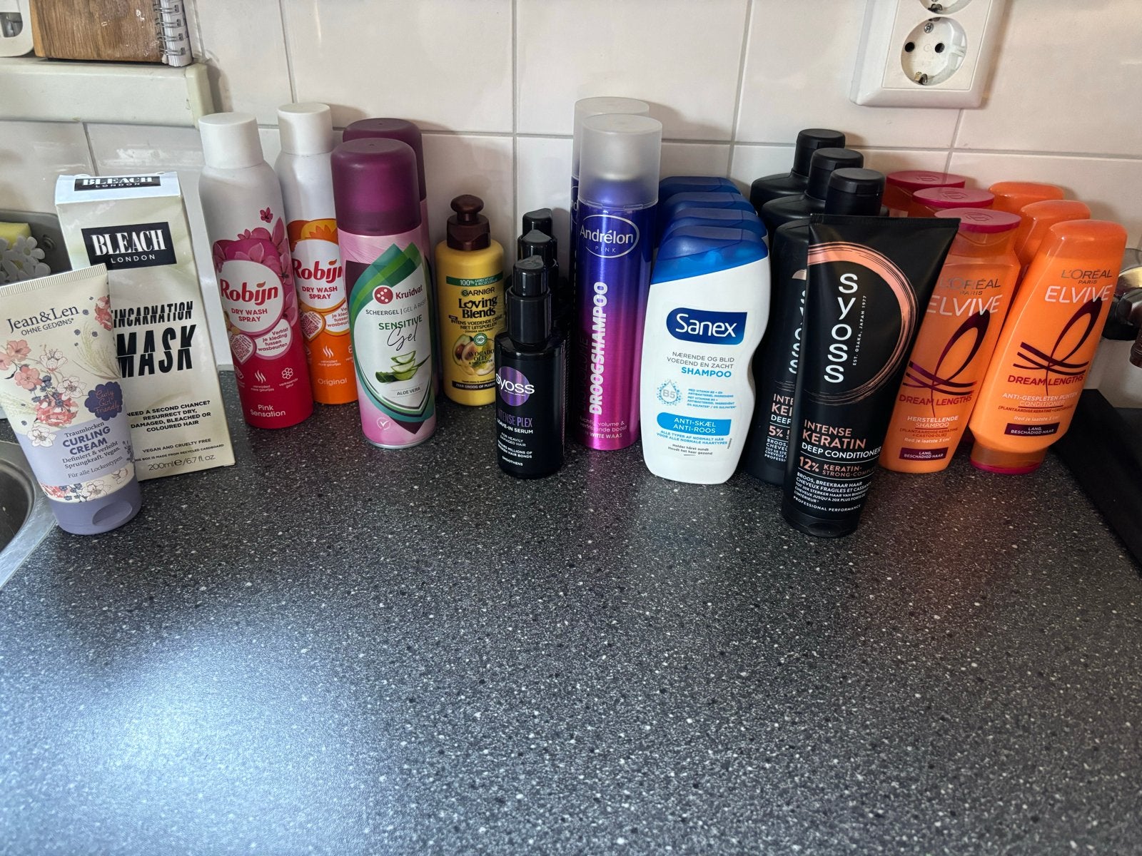 Diverse haarverzorgingsproducten en scheergel, Ophalen of Verzenden, Nieuw, Shampoo of Conditioner