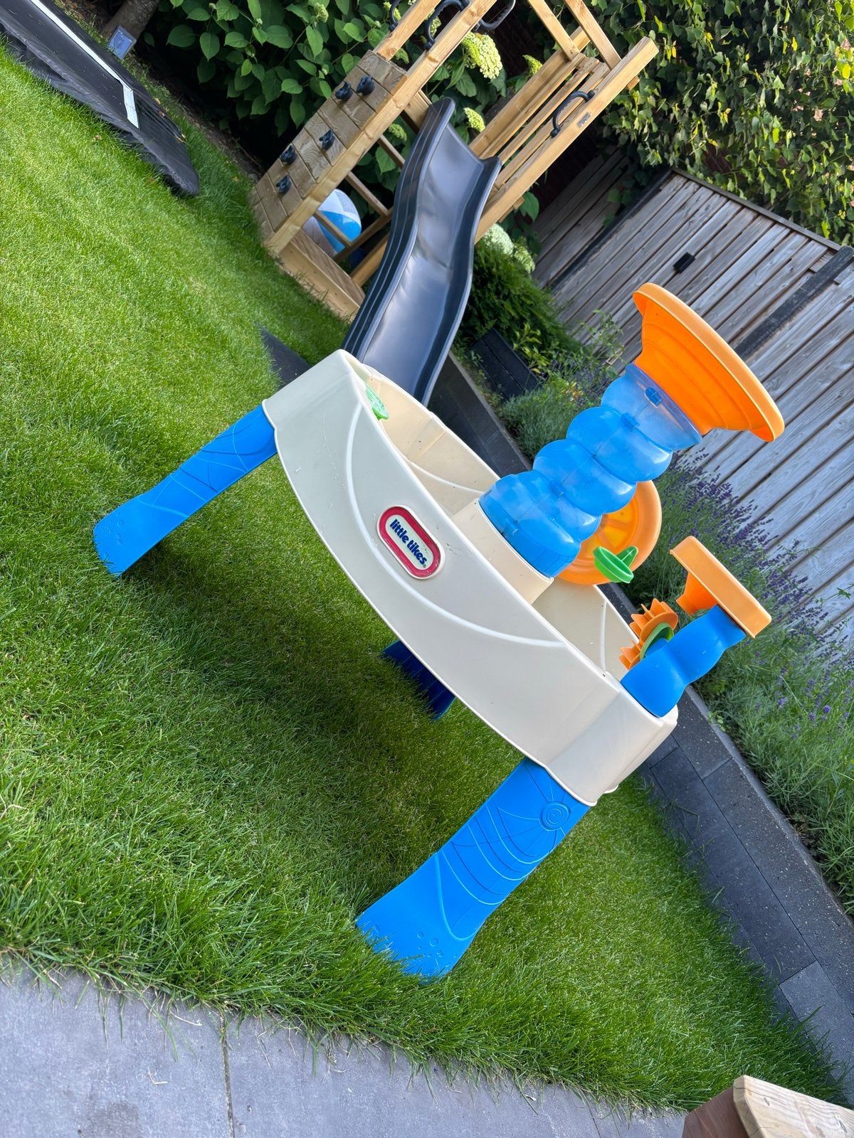 Little Tikes Water Tafel - Zomerplezier voor Kinderen, Ophalen, Gebruikt
