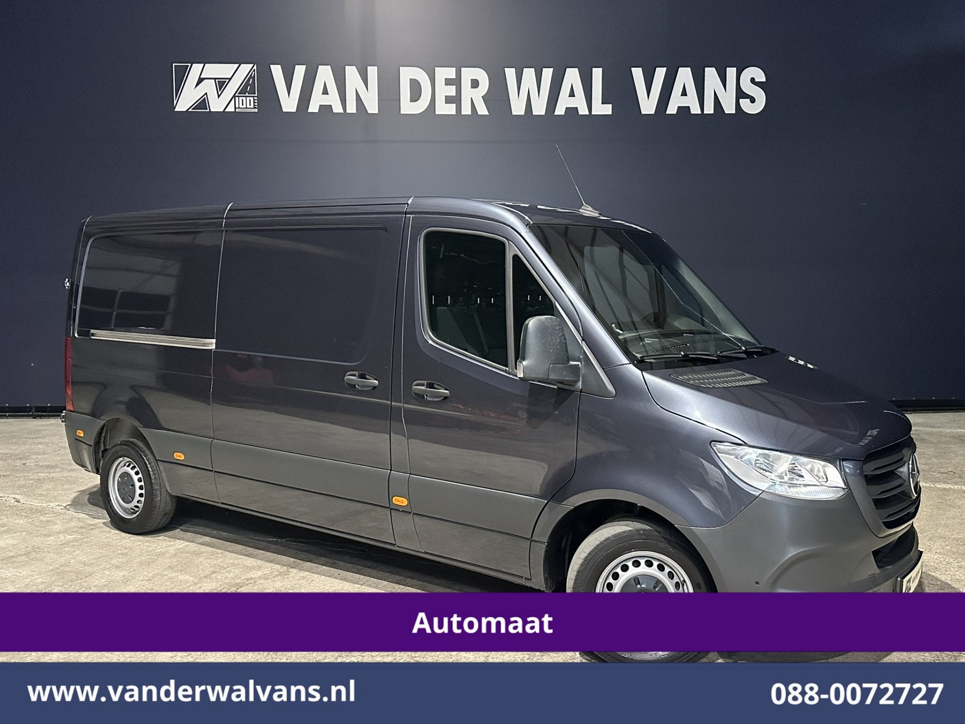 Mercedes-Benz Sprinter 215 CDI 150pk 9G-Tronic Automaat L2H1, Auto's, Dealer onderhouden, Stof, Gebruikt, Zwart