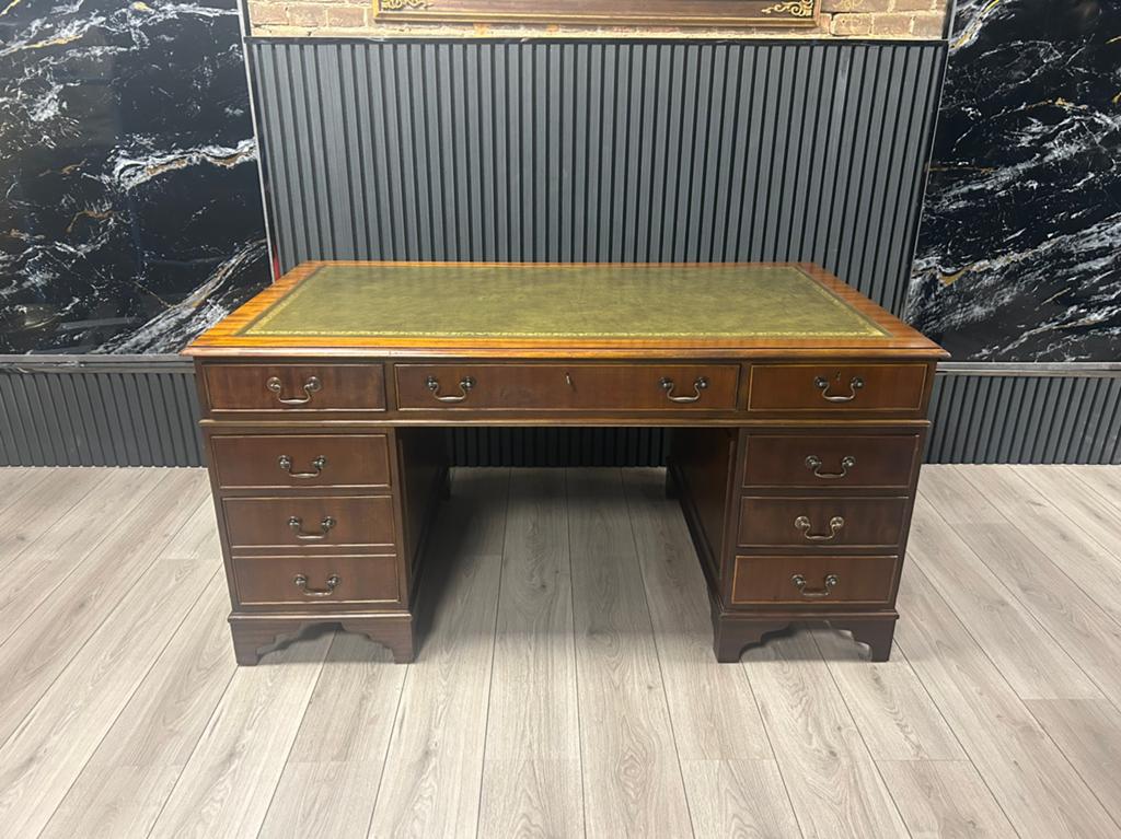 Chesterfield Lederen Bureau !!!, Ophalen of Verzenden
