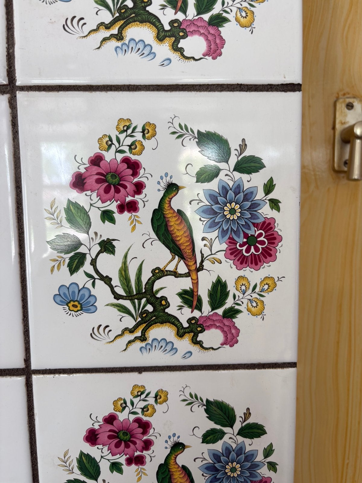 Gezocht: Antieke Tegels met Vogel- en Bloemenmotief, Antiek en Kunst, Ophalen of Verzenden