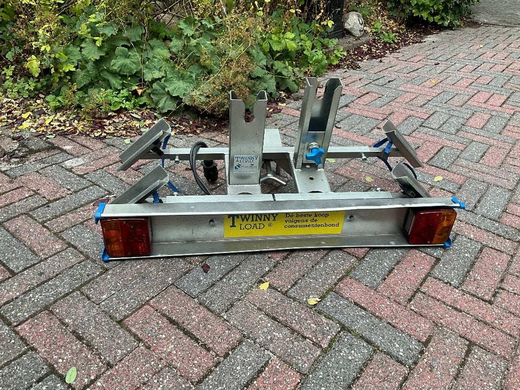 Fietsendrager TWINNY LOAD voor 2 fietsen., Auto diversen, Ophalen, 2 fietsen, Gebruikt, Trekhaakdrager