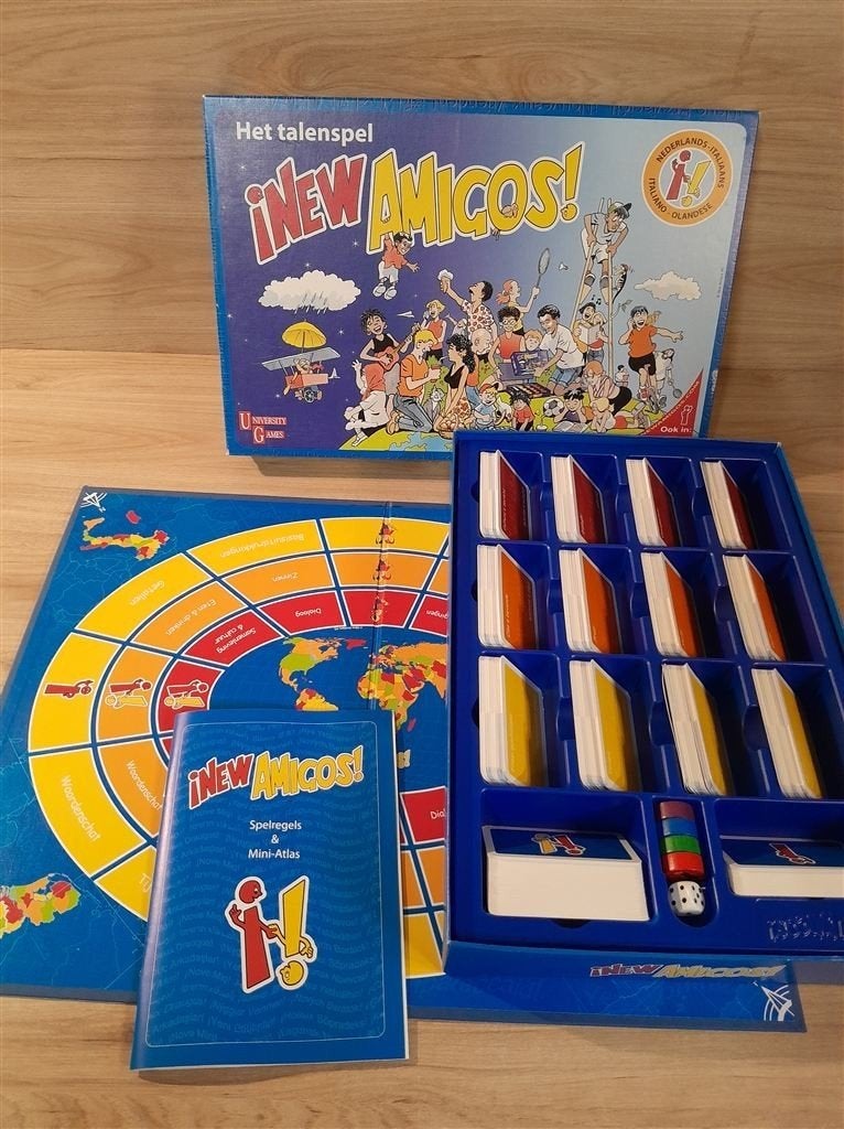 New Amigos - Het talenspel - Italiaans - Nederlands - s5870, Hobby en Vrije tijd, Gezelschapsspellen | Bordspellen, Verzenden