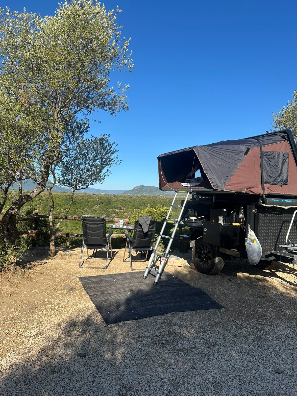 Uncharted offroad trailer type one 4x4, Ophalen, Zo goed als nieuw