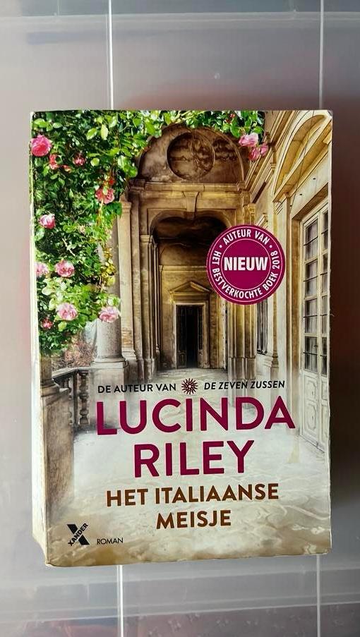 Lucinda Riley - Het Italiaanse meisje, Ophalen of Verzenden, Gelezen, Lucinda Riley