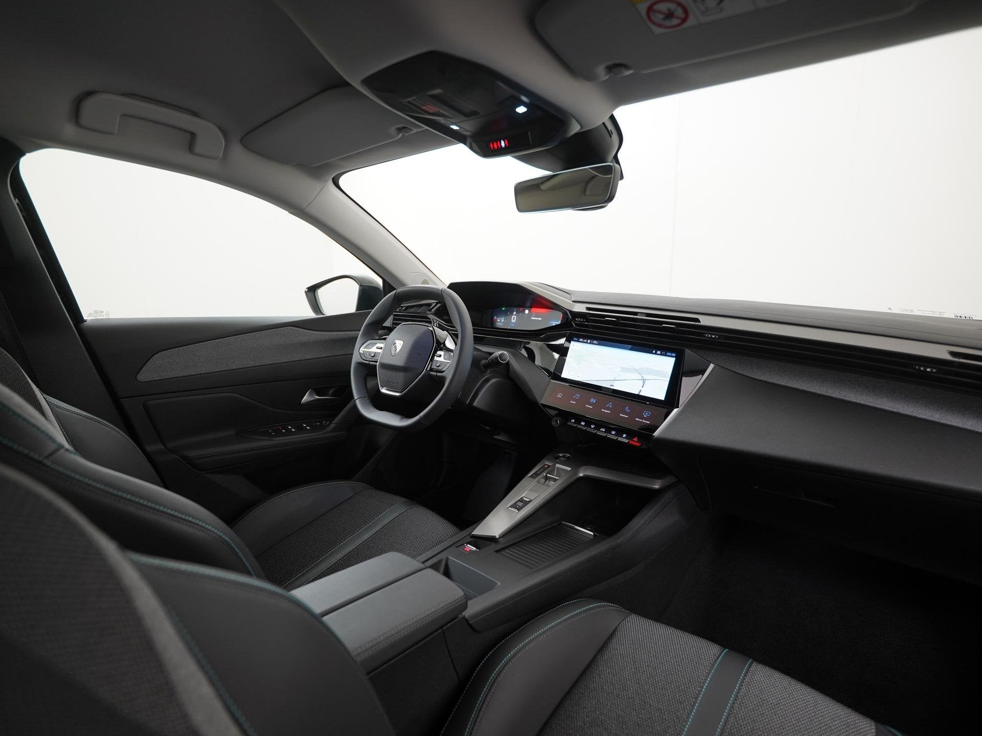 Peugeot 408 1.2 Hybrid 145 e-DCS6 Allure | Head-up display |, Auto's, Peugeot, Gebruikt, Euro 6, 1199 cc, Leder en Stof
