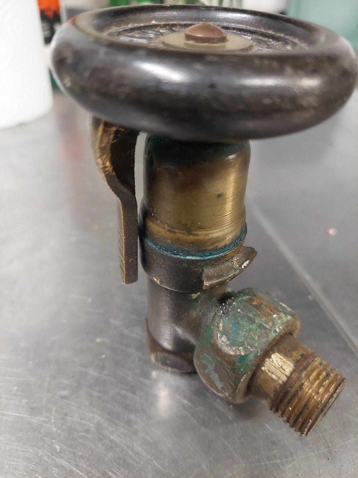 Antieke messing kraan met 'Koud/Warm' aanduiding, Ophalen of Verzenden